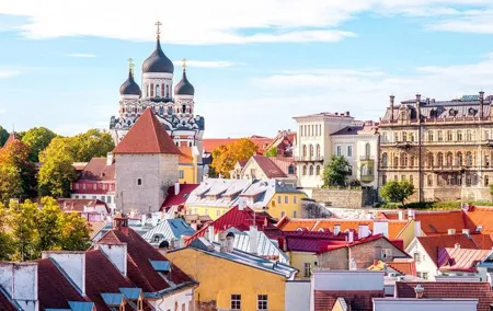 Tallinn Day Tour from Helsinki (Ferry Tickets+ Guiding+ Own Time)