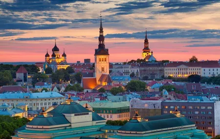 Tallinn Scavenger Hunt and Highlights Self-Guided Tour
