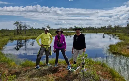 Bog-shoe Hiking Tour