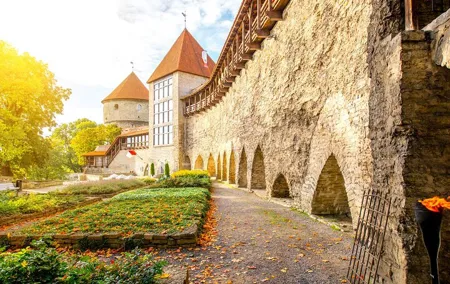 Privat Old Town Walking Tour
