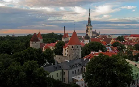 Discover Terrific Tallinn: Self-Guided Audio Tour