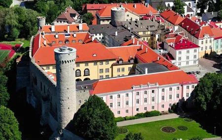 Private Panoramic Tour of Tallinn