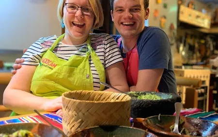 Mexican Cooking Class with Food Market Visit in Mexico City