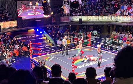 Lucha Libre Saturday Show in Mexico City (SEATS FROM BALCONY)