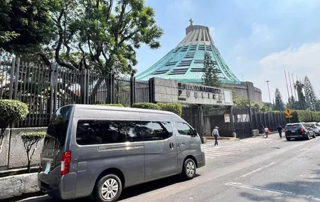 100% private tour in Guadalupe's Basilica with transport
