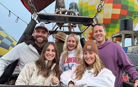 Balloon flight / Breakfast in the cave / CDMX pick-up + Pyramids