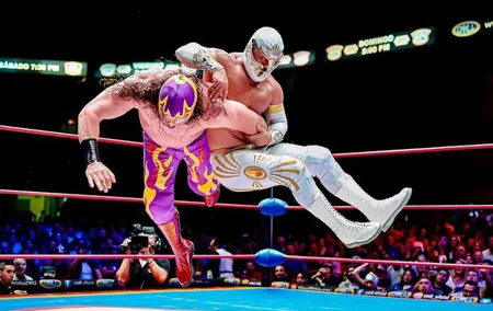 Enjoy the Incredible Wrestling Speculum at the CDMX