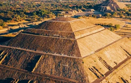 Private Tour from your Hotel to the Pyramids of Teotihuacan