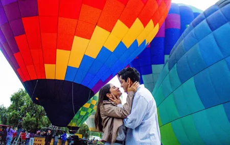 Balloon Flight + Transportation + Breakfast + Pyramids Tour