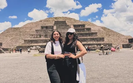 Teotihuacan Private Tour, Cave Breakfast and Transportation