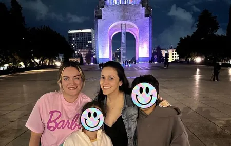 Night tour + tacos in Mexico City fully illuminated!