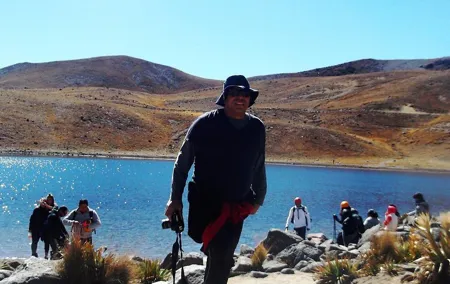 Nevado de Toluca (Walk through the lagoons of the Sun and the Moon)