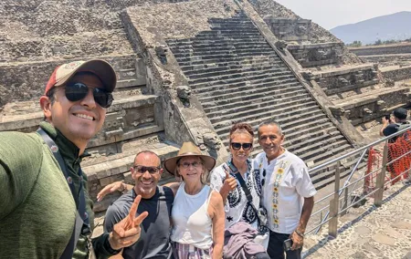 Private full tour to Teotihuacan and Basilica at your own pace
