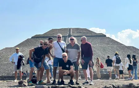 Teotihuacan Pyramids Tour with Pickup from your hotel in CDMX
