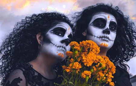 Day of the Dead Tour through Xochimilco and Anahuacalli Museum