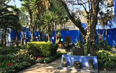 Mexico City: Coyoacan Tacos Tour & Optional Frida Kahlo Museum