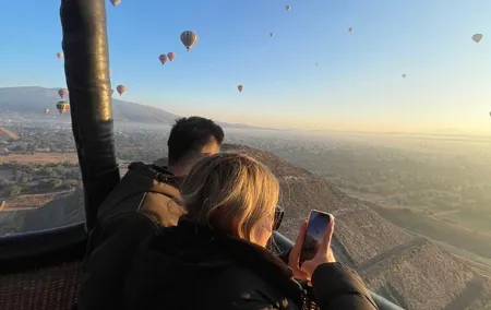 Teotihuacán Mexico balloon flight, breakfast and transportation