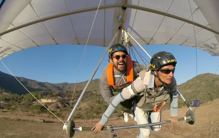 Hang gliding in Valle de Bravo