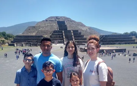 El mejor Tour Privado, Piramides de Teotihuacán y Basílica. !