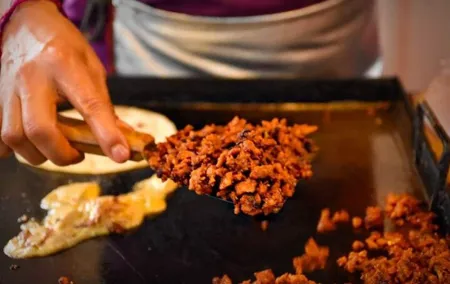 Mexico City Street Food Tour: Evening in the Historic Center