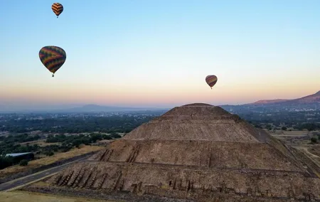 Private Guided Full Day Tour in Teotihuacan and Guadalupe Sanctuary