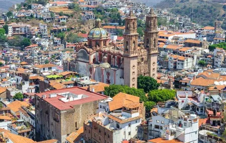 Private Tour in Cuernavaca and Taxco from Mexico with Lunch