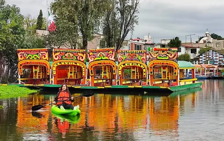 Private kayaks tour in Xochimilco & Cuicuilco pyramid
