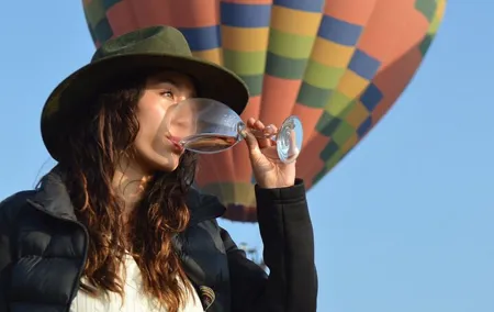 Private Balloon Flight in Teotihuacan with Breakfast in Cavern