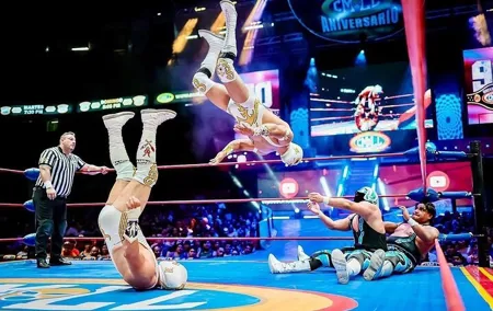 Lucha Libre VIP EN Front Row at Arena México