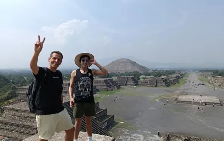 Private VIP Tour Pyramids of Teotihucan and Basilica - Best Rated
