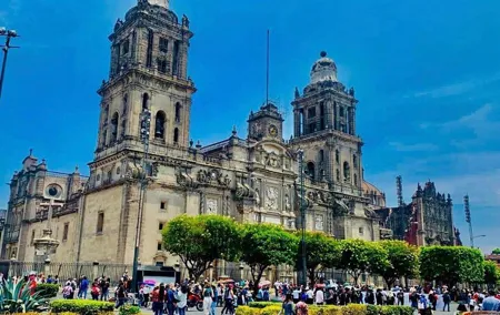 Private Day Tour of Teotihuacan & Centro Historico