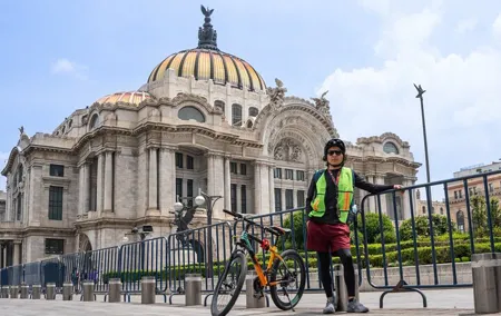 Mexico City Bike Rental - Angel of Independence Area