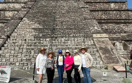 Teotihuacan Express Pyramids Tour with Pre-Hispanic Mysteries