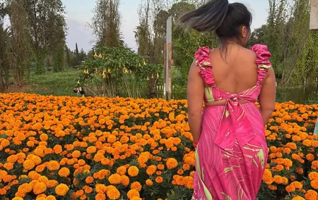 Authentic Dia de Muertos and Cempasuchil Fields at Xochimilco