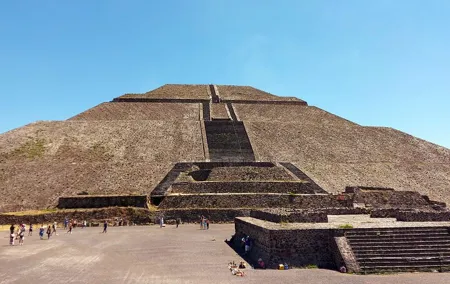 Private 5-hour tour to the Pyramids of the Gods of Teotihuacan
