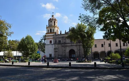 Mexico City Frida Kahlo Exploration Game and Tour in Coyoacán