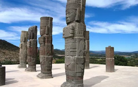 Tour Through Tula’s Ruins and Tepotzotlan from Mexico City