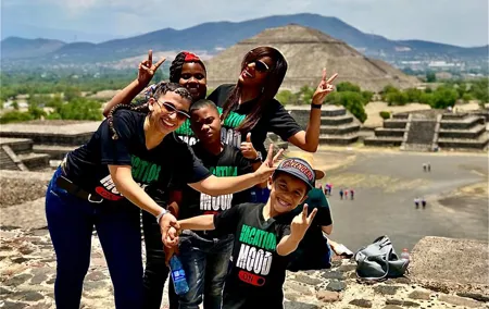 Private Tour: Pyramids of Teotihuacan, Tlatelolco & Basílic of Guadalupe