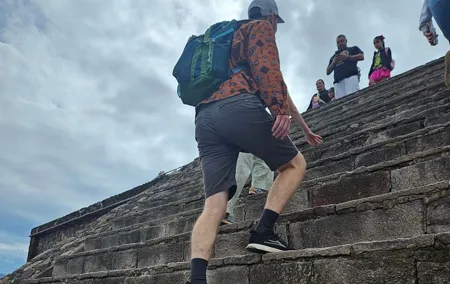 Tour to Teotihuacan with Pickup from Parque Mexico