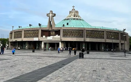 Private Tour to Tlatelolco, Teotihuacan and Basilica of Guadalupe