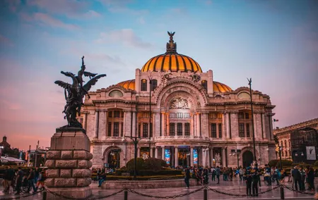 Guided Walking Tour in Mexico City