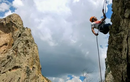 Rappel & Explore Bernal’s Magic Town from Mexico City