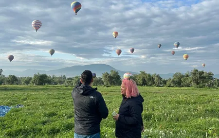 Balloon Flight with Breakfast and Transportation Option from CDMX