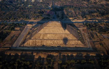 CDMX balloon flight, breakfast and pickup