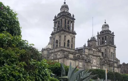 Metropolitan Cathedral Tour Heart of Mexico City