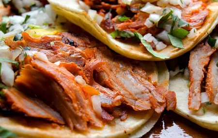 La Roma and Condesa Spooky Legends, Drinks and Taco Tour