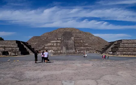 Teotihuacán, Basílica & Tlatelolco Tour