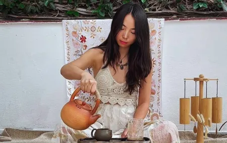 Traditional Chinese Tea Ceremony in the Heart of Mexico City