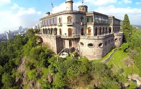 Private Tour Mexico city & Chapultepec Castle WITH PHOTOGRAPER