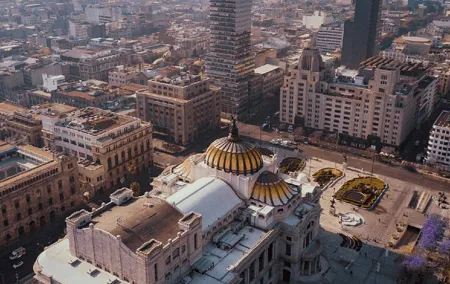 Discover the Latin-American Tower and Historic Center Tour